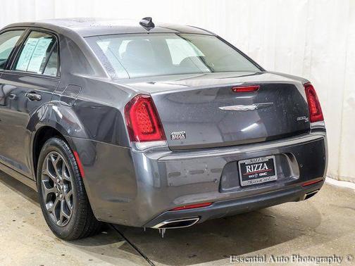 2018 Chrysler 300 S
