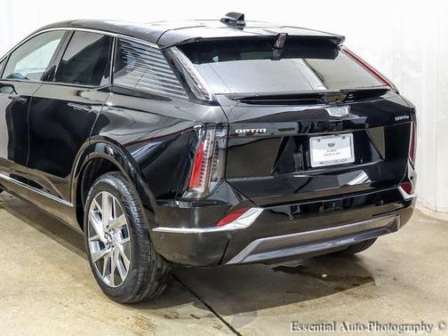2025 Cadillac OPTIQ Luxury