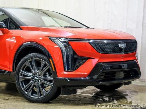 2025 Cadillac OPTIQ Sport 2 AWD