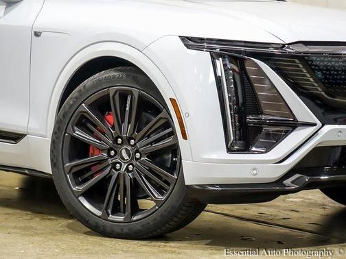 2026 Cadillac LYRIQ V Premium
