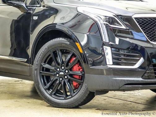 2022 Cadillac XT5 Sport