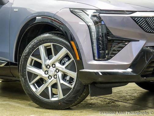 2025 Cadillac OPTIQ Luxury