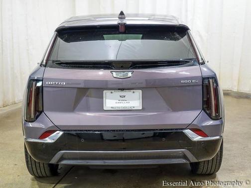 2025 Cadillac OPTIQ Luxury