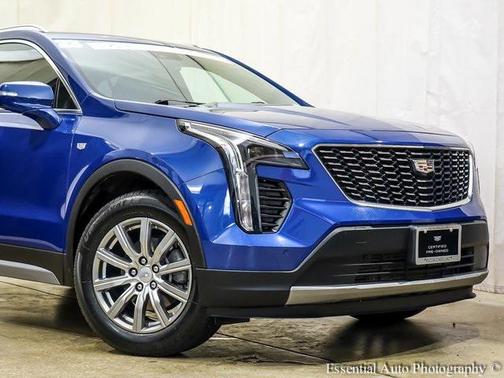 2023 Cadillac XT4 Premium Luxury