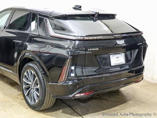 2025 Cadillac LYRIQ Sport w/1SF