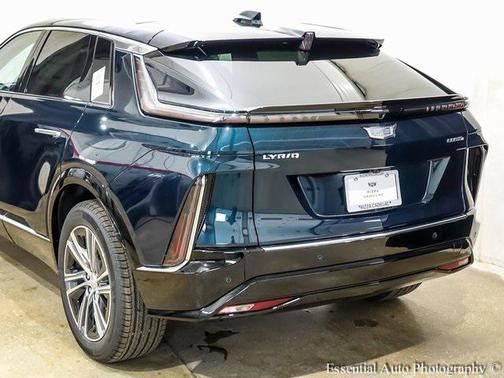 2025 Cadillac LYRIQ Luxury w/1SD