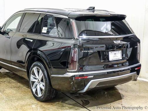 2026 Cadillac VISTIQ Luxury