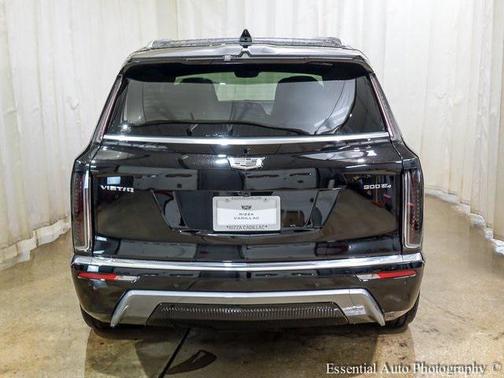 2026 Cadillac VISTIQ Luxury