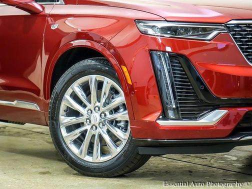 2025 Cadillac XT6 Premium Luxury AWD
