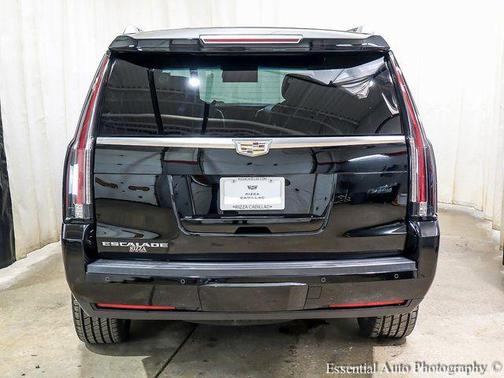 2016 Cadillac Escalade Luxury
