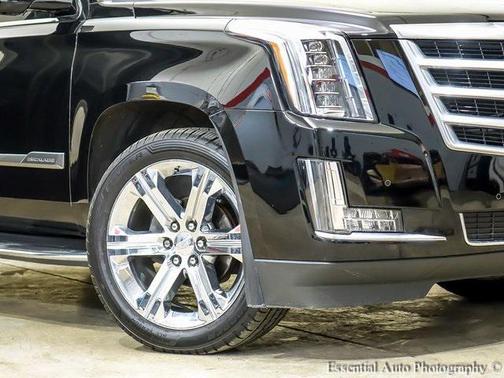 2016 Cadillac Escalade Luxury