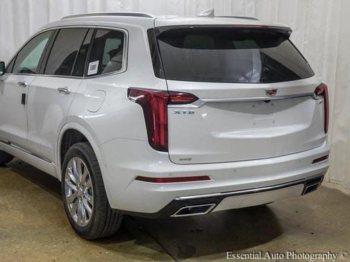 2025 Cadillac XT6 Premium Luxury AWD