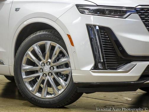 2025 Cadillac XT6 Premium Luxury AWD