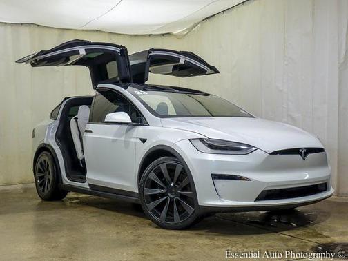 2022 Tesla Model X Plaid Tri Motor All-Wheel Drive