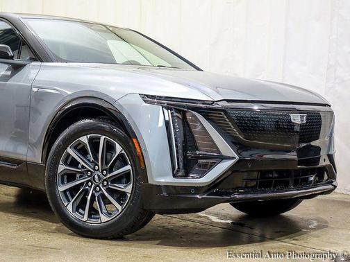 Silver Metallic 2025 Cadillac LYRIQ Sport