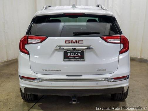 2022 GMC Terrain Denali