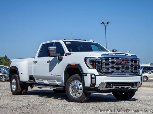 Glacier White 2026 GMC Sierra 3500 Denali