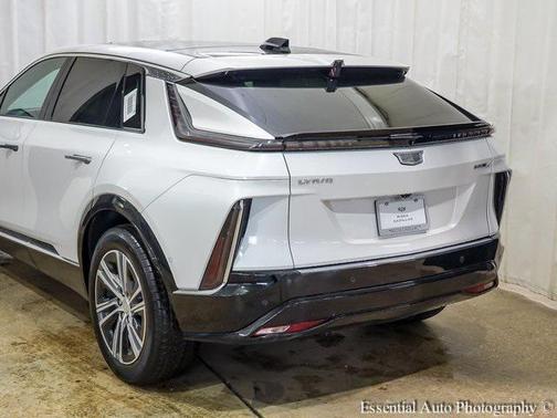 2025 Cadillac LYRIQ Luxury w/1SD