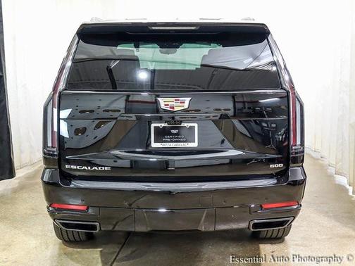 2025 Cadillac Escalade Sport
