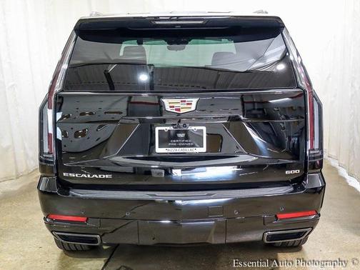 2025 Cadillac Escalade Sport