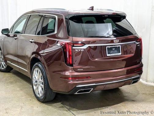 2022 Cadillac XT6 Premium Luxury AWD