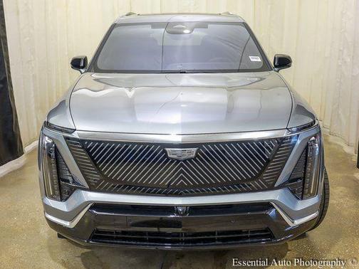 2026 Cadillac VISTIQ Luxury