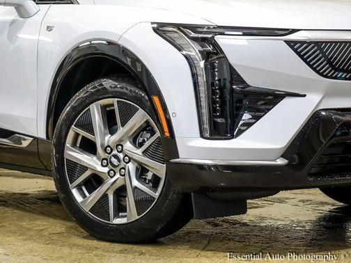 Vibrant White 2026 Cadillac OPTIQ Luxury