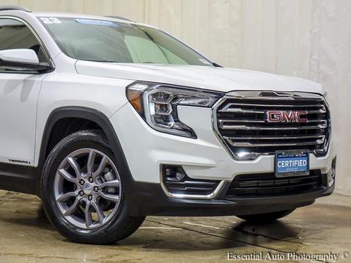 2023 GMC Terrain SLT