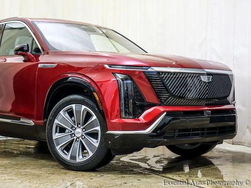 2026 Cadillac VISTIQ Luxury