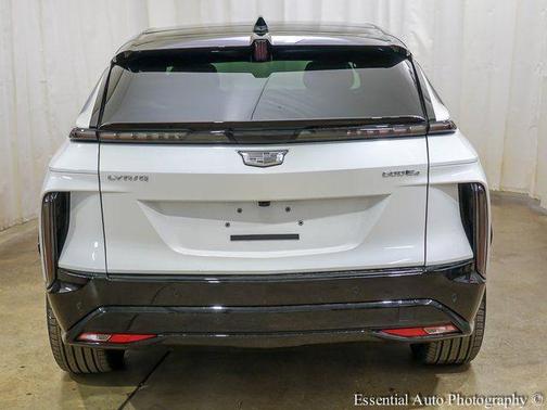 2025 Cadillac LYRIQ Sport