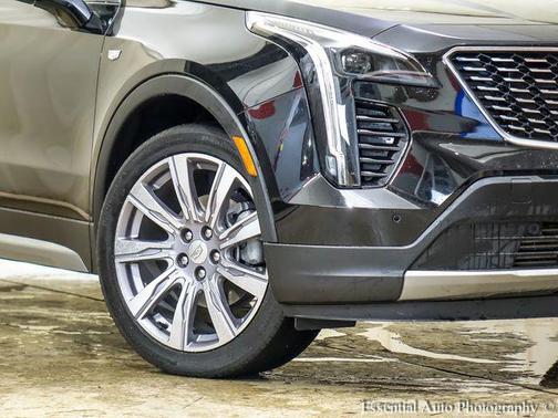 Stellar Black Metallic 2021 Cadillac XT4 Premium Luxury