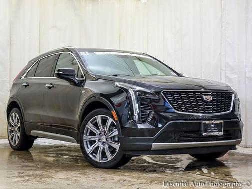 Stellar Black Metallic 2021 Cadillac XT4 Premium Luxury