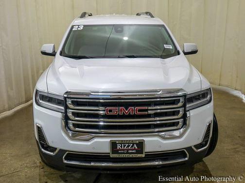 2023 GMC Acadia FWD SLT
