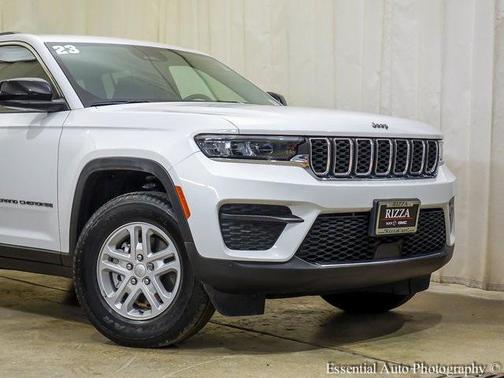 2023 Jeep Grand Cherokee Laredo