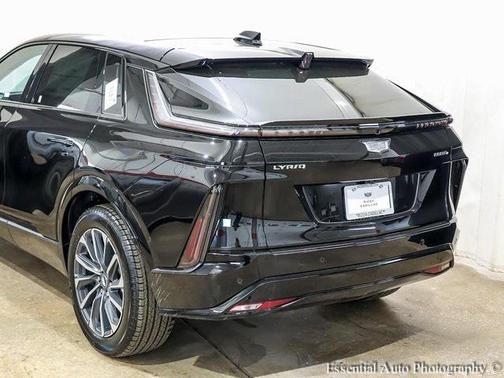 2025 Cadillac LYRIQ Sport w/1SJ