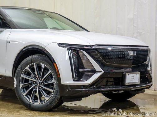 2025 Cadillac LYRIQ Sport