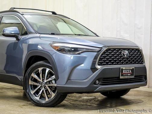 2022 Toyota Corolla Cross XLE