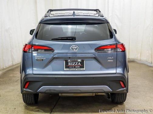 2022 Toyota Corolla Cross XLE