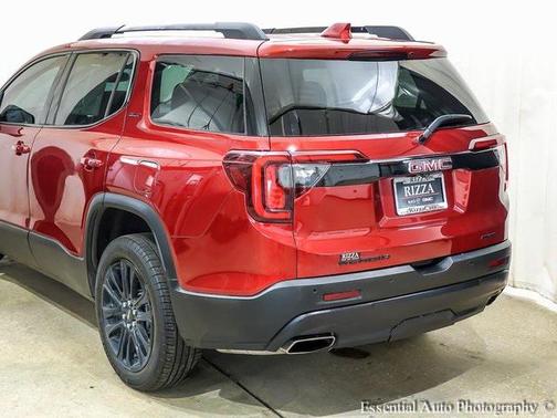 2023 GMC Acadia AWD SLT