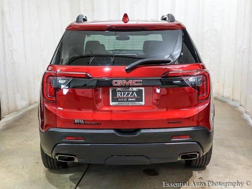 2023 GMC Acadia AWD SLT