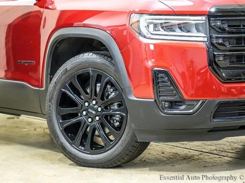 2023 GMC Acadia AWD SLT