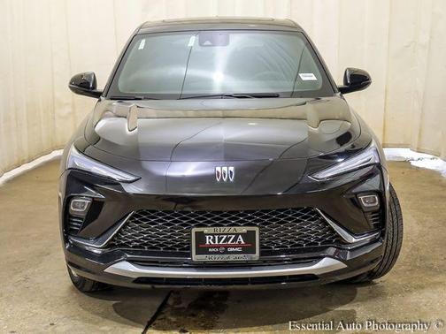 Ebony 2026 Buick Envista Avenir FWD