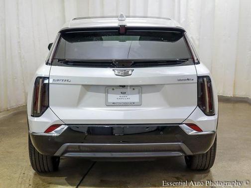 2025 Cadillac OPTIQ Luxury