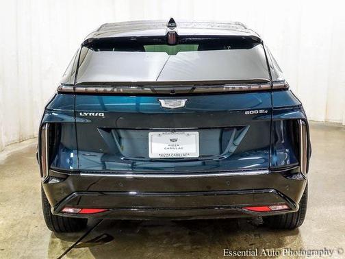 2025 Cadillac LYRIQ Luxury w/1SD