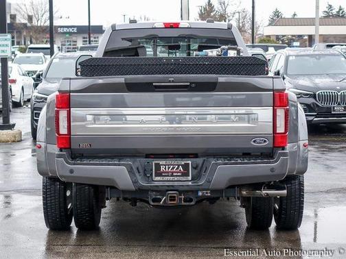 2022 Ford F-450 Platinum
