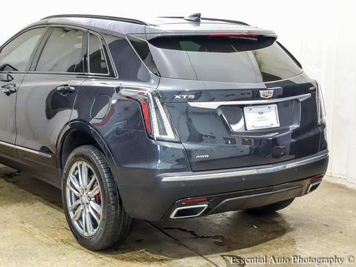 2022 Cadillac XT5 Sport