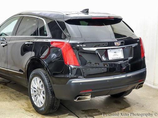 2017 Cadillac XT5 Base
