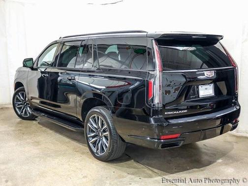 2023 Cadillac Escalade ESV Sport