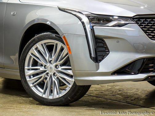 2026 Cadillac CT4 Premium Luxury RWD