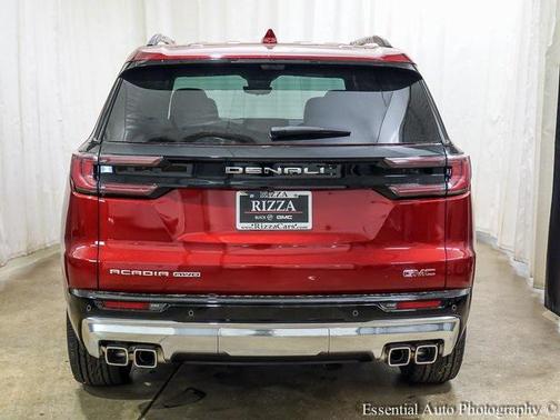 2025 GMC Acadia Denali